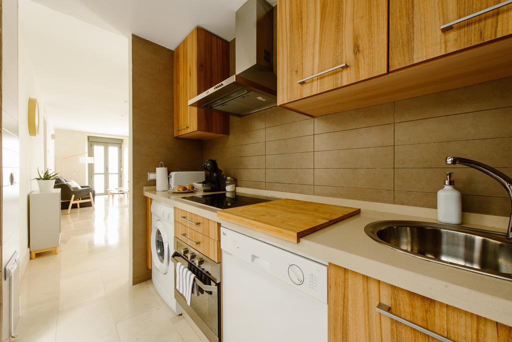 1E Azofaifo St Apartment Sevilla Exteriör bild
